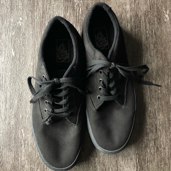 vans era all black